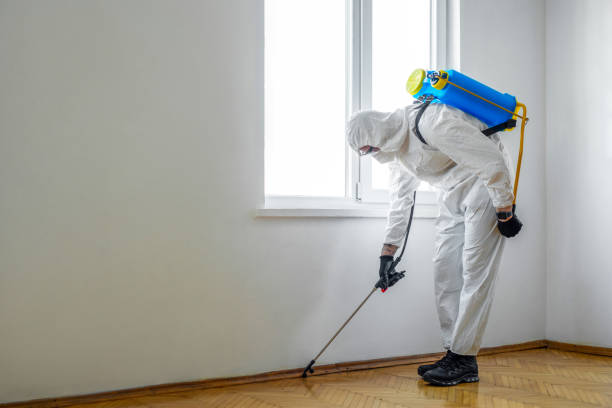 Best Exterminator Services  in Charlotte, TN