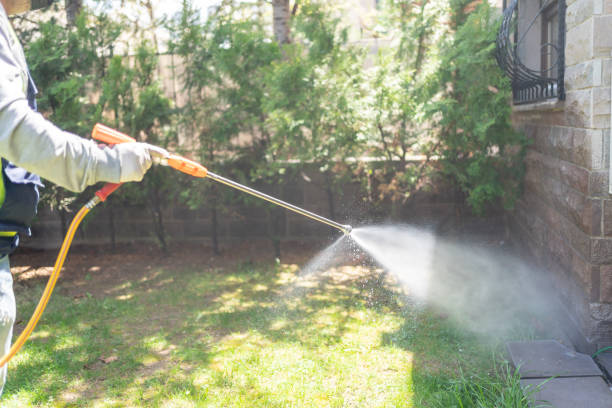 Best Pest Prevention Services  in Charlotte, TN