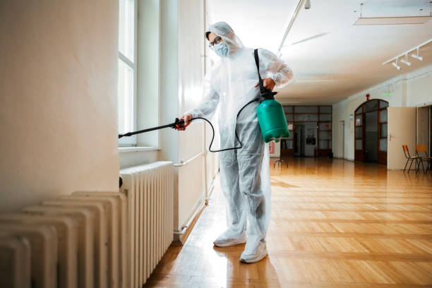 Best Commercial Pest Control Services  in Charlotte, TN